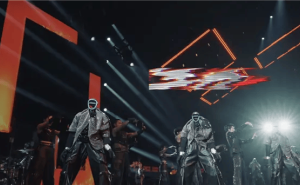 馬斯克盛贊宇樹機器人王力宏演唱會伴舞 創始人王興興首度回應引關注