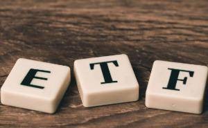 馬斯克擬月球建電磁彈射裝置發衛星，創業板成長ETF易方達成分股多股上漲