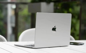 蘋果庫克官宣3月新品盛宴，MacBook到iPhone多款齊發引期待