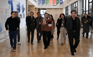 馬云攜阿里螞蟻核心層齊聚云谷 共探AI時代教育新機遇與挑戰(zhàn)