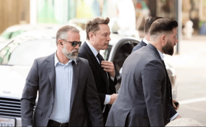 馬斯克舊金山出庭為推特言論作證 堅稱未料股價受沖擊或面臨高額賠償