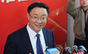 全國(guó)人大代表劉慶峰寄語AI時(shí)代少年：夯實(shí)數(shù)理化基礎(chǔ)，以熱愛驅(qū)動(dòng)未來貢獻(xiàn)