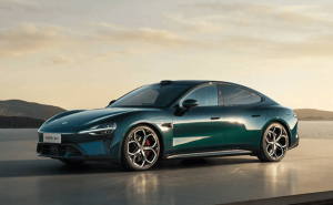 雷軍官宣新一代小米SU7 3月發(fā)布，配置升級預售價上調(diào)引期待