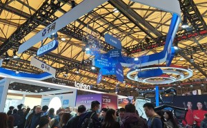 AWE現(xiàn)場AI熱潮涌動：智能穿戴受追捧 芯片企業(yè)展實力引關(guān)注