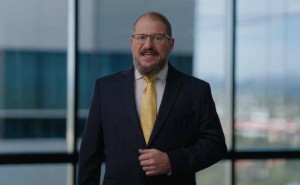 高通安蒙展望未來：以AI為翼，6G引領全場景智能新生態(tài)