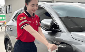 油價上調(diào)在即，加滿一箱油省幾十元，車主為何甘愿排隊數(shù)小時？