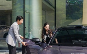 小米SU7首批交付盛況全記錄！雷軍直播揭秘車主選擇與續(xù)航安全新亮點(diǎn)