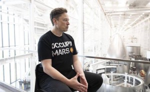 馬斯克擬建超級芯片工廠引關注，外媒：實操困難重重或難實現(xiàn)目標