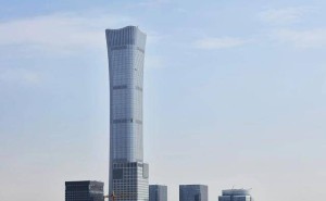 中信“三三五”戰(zhàn)略聚焦投資主業(yè)，打造金融實(shí)業(yè)發(fā)展“乘數(shù)引擎”