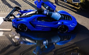 雷軍大方道賀！福特GT Mk IV紐北創(chuàng)最快燃油車紀錄 小米SU7 Ultra緊隨其后