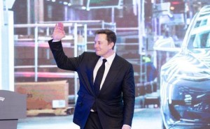 馬斯克揭秘特斯拉芯片迭代：AI5到AI65性能躍升，三星臺積電2nm工藝助力