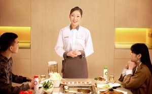 張勇楊利娟雙雙回歸海底撈，老將出馬能否力挽業(yè)績增長頹勢？