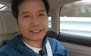 雷軍直播回應網暴：小米遭惡意抹黑，盼網友助真相破謠言迷霧