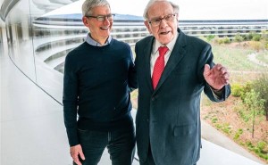 巴菲特盛贊庫克：執掌蘋果15載，成就全球頂尖科技企業傳奇