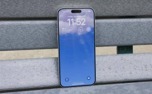 iPhone 18屏幕技術“復古”？標準版沿用四年前基材 庫克成本控制引爭議