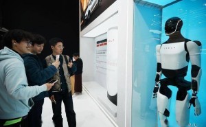 特斯拉250億美元押注AI與機器人，馬斯克：Optimus引領科技新未來