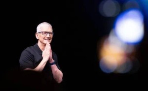 庫克回顧15年CEO生涯：蘋果地圖失誤成首個大錯，Apple Watch引以為傲